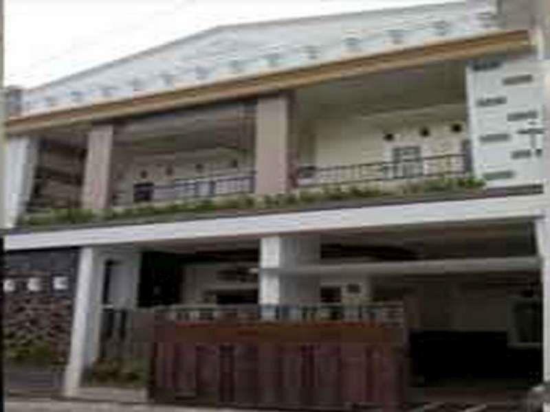 Griya Nelwan Guest House Malang Exteriér fotografie